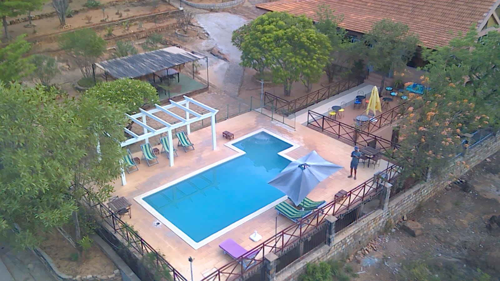 Piscine de détente réservée aux hôtes